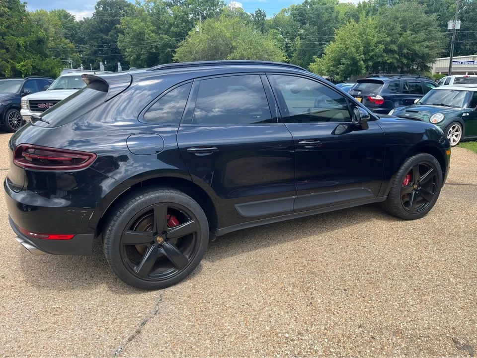 2018 Porsche Macan - Image 2 of 7