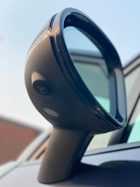 2018 Porsche Macan - Image 13 of 16
