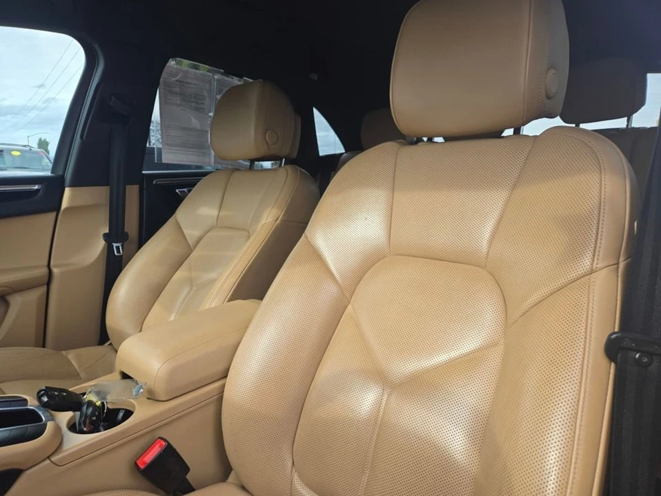 2018 Porsche Macan - Image 7 of 16