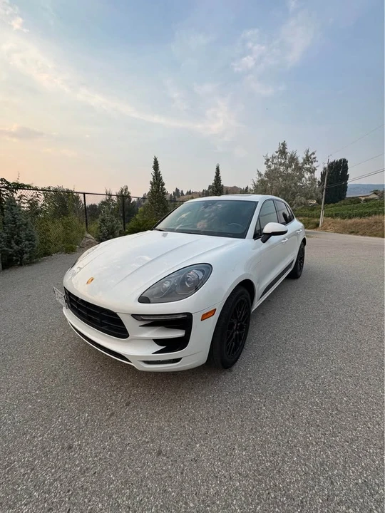 2018 Porsche Macan - Image 3 of 17