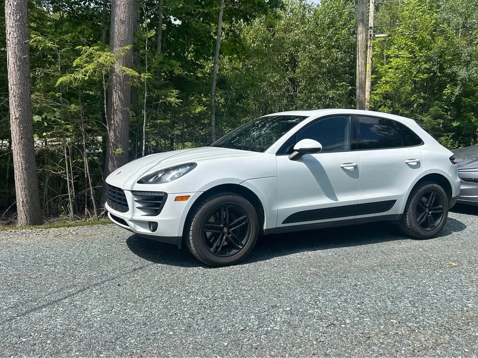 2018 Porsche Macan - Image 9 of 9