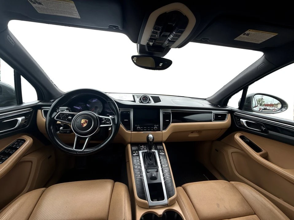 2018 Porsche Macan - Image 19 of 20