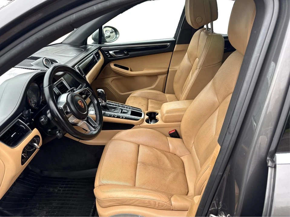 2018 Porsche Macan - Image 9 of 20