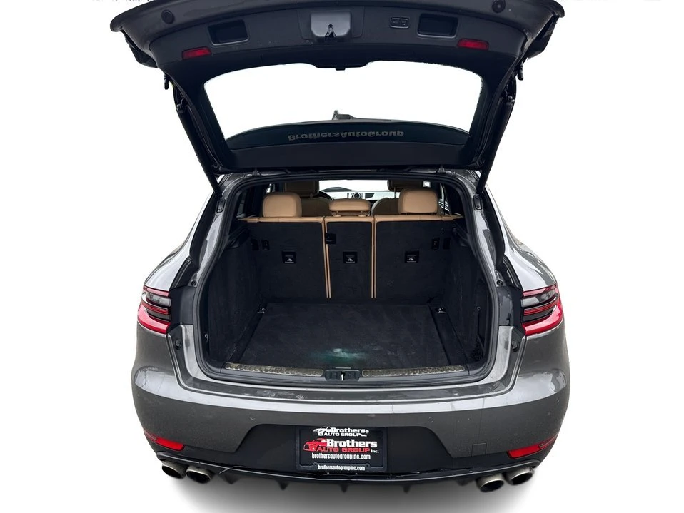 2018 Porsche Macan - Image 13 of 20