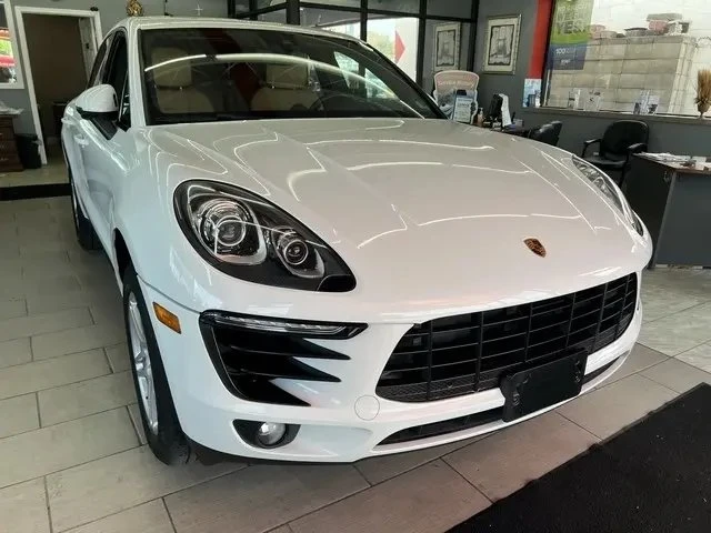 2018 Porsche Macan - Image 2 of 20