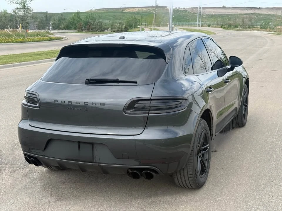 2018 Porsche Macan - Image 5 of 10