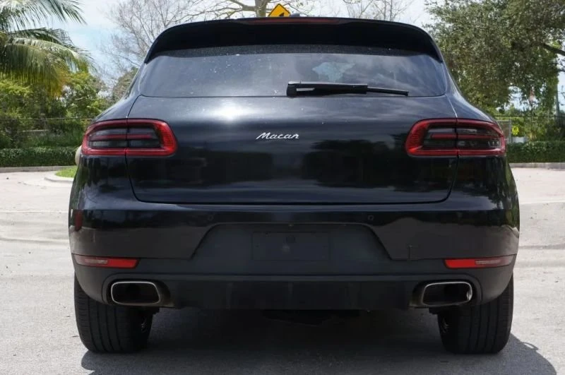 2018 Porsche Macan - Image 7 of 20