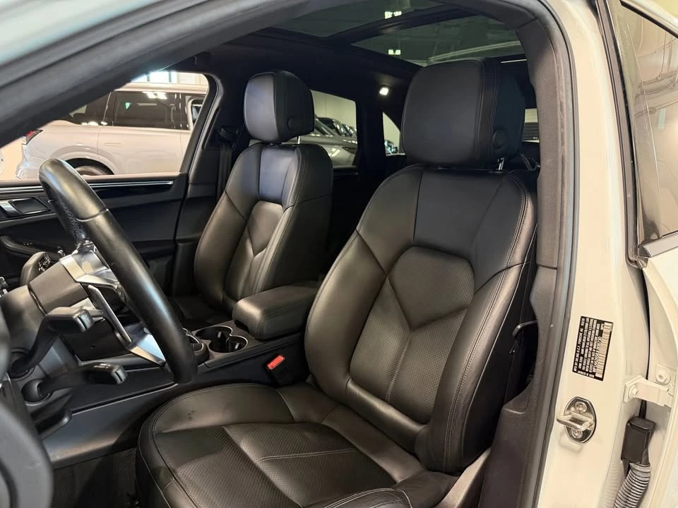 2018 Porsche Macan - Image 4 of 18
