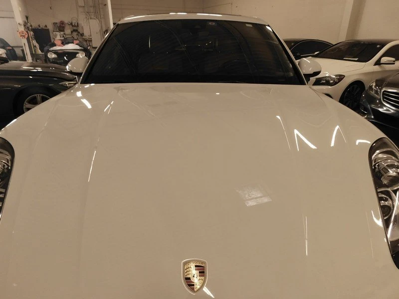 2018 Porsche Macan - Image 12 of 20