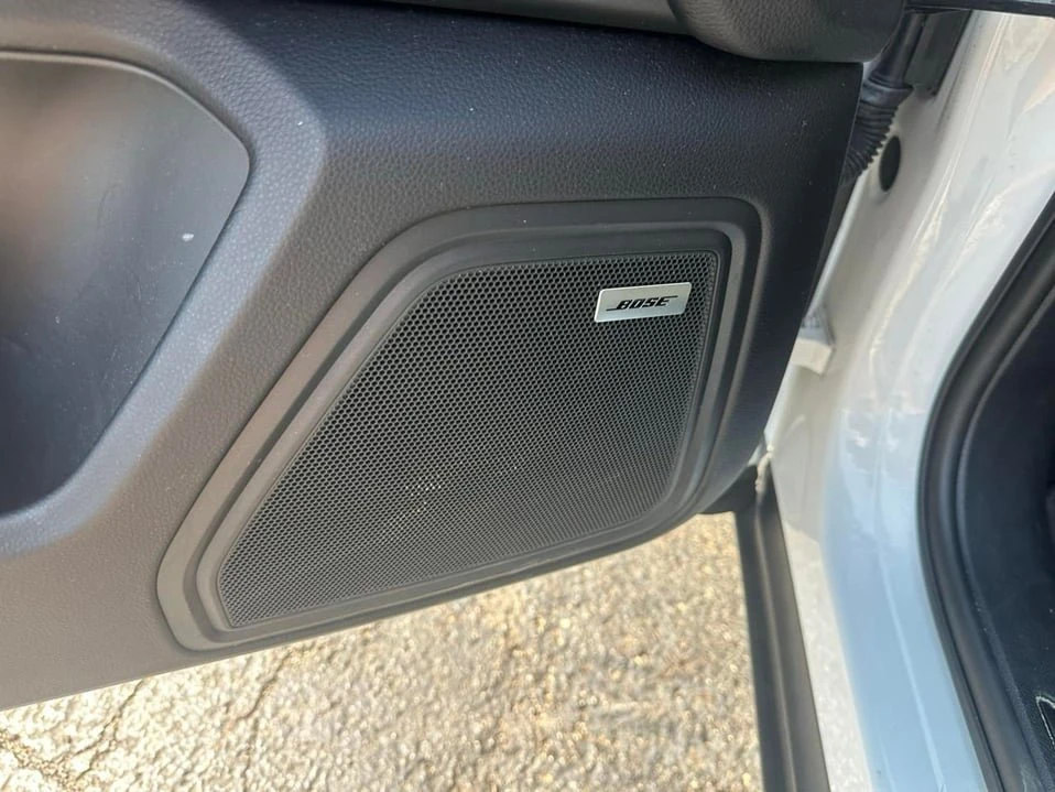 2018 Porsche Macan - Image 12 of 20
