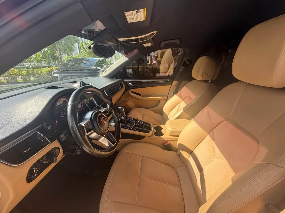 2018 Porsche Macan - Image 8 of 17