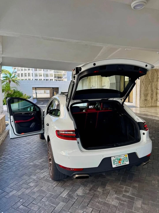 2018 Porsche Macan - Image 5 of 12