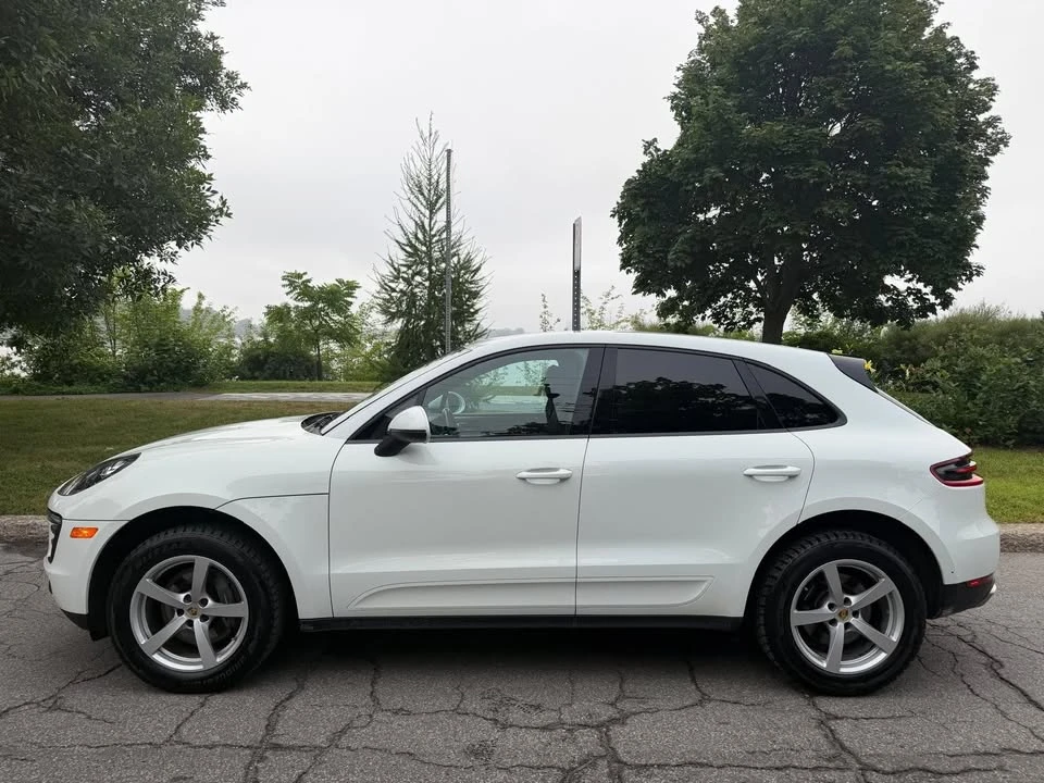2018 Porsche Macan - Image 2 of 11