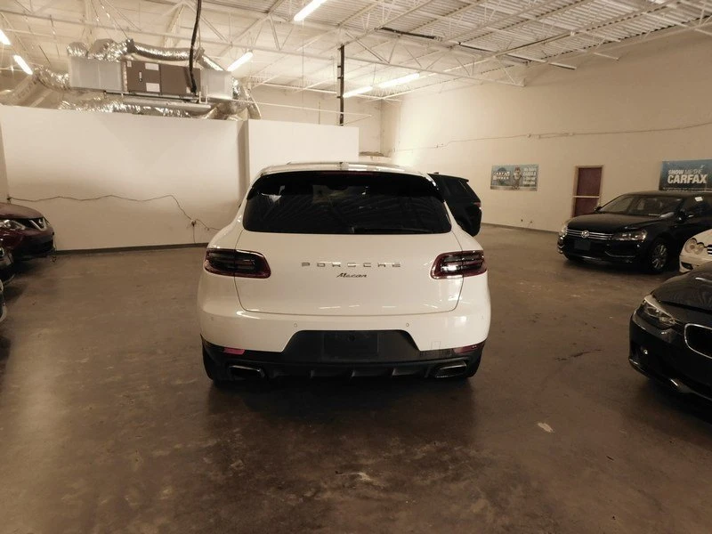 2018 Porsche Macan - Image 6 of 20