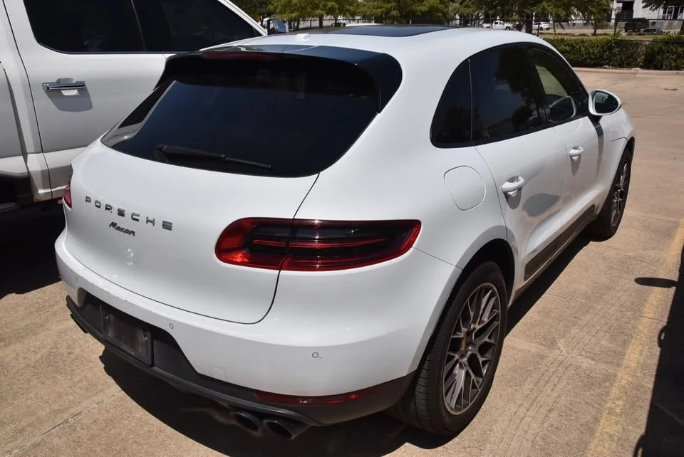 2018 Porsche Macan - Image 4 of 10