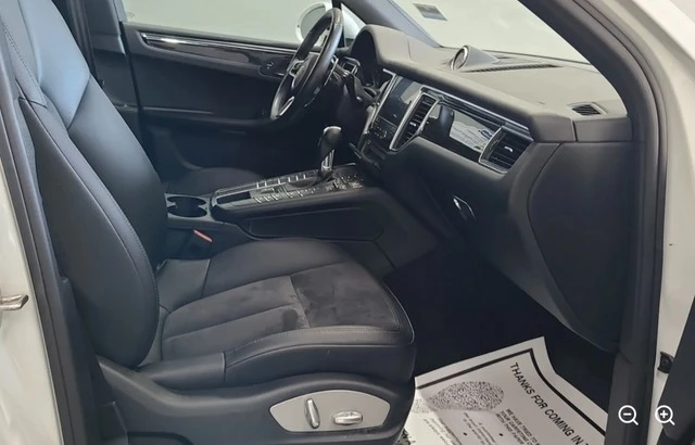 2018 Porsche Macan - Image 6 of 7