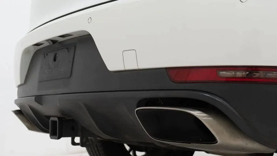 2018 Porsche Macan - Image 14 of 20