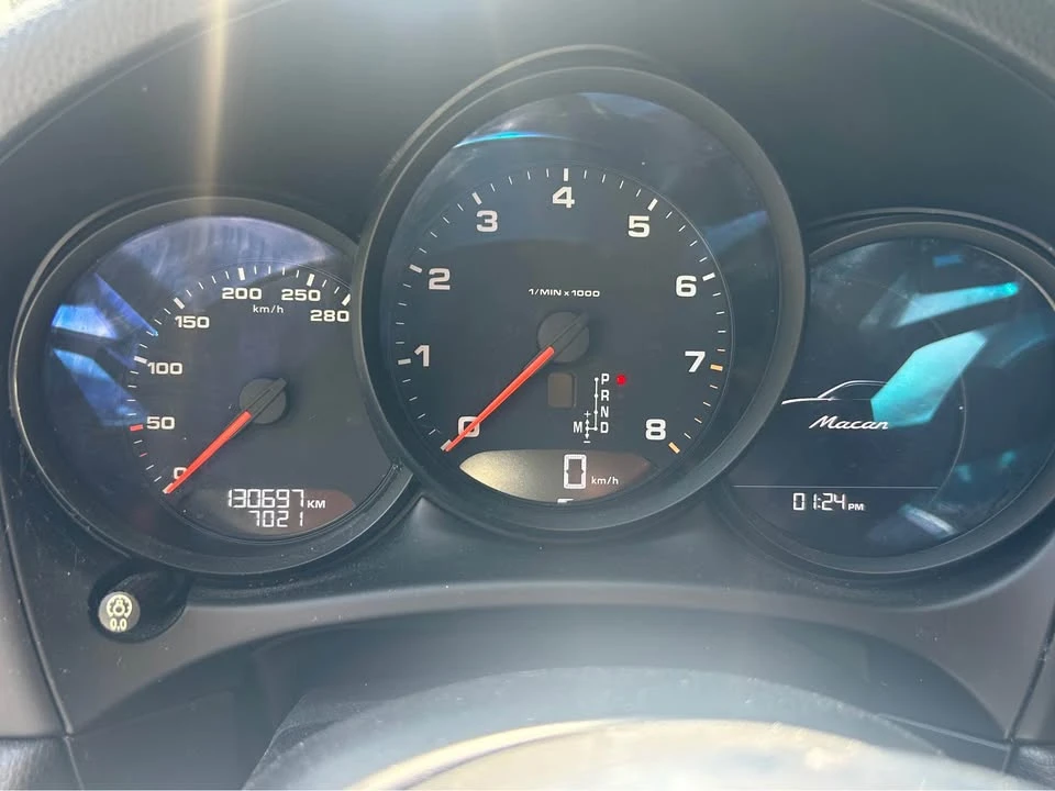 2018 Porsche Macan - Image 5 of 9