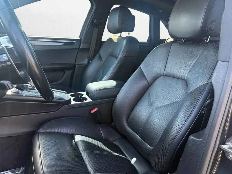 2018 Porsche Macan - Image 5 of 8