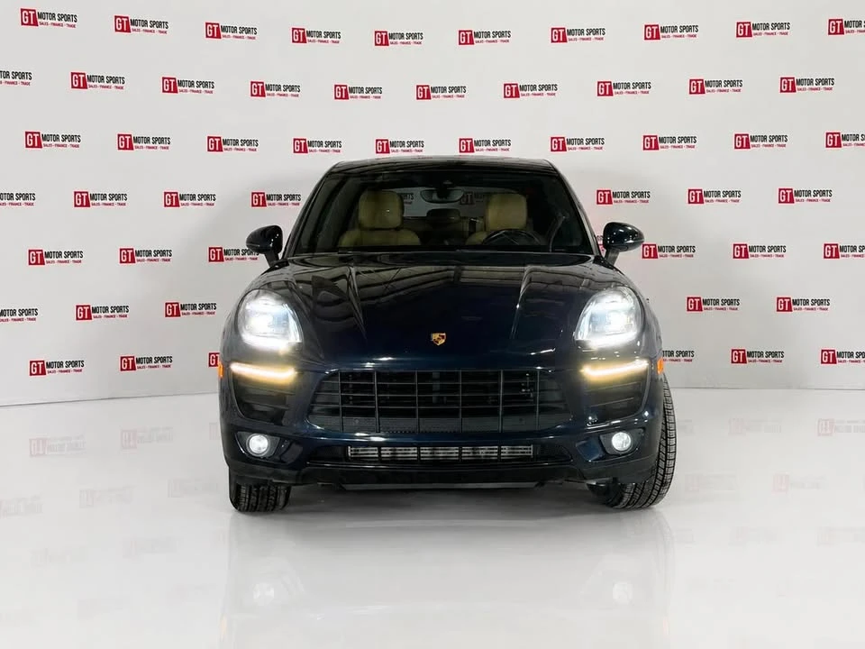 2018 Porsche Macan - Image 2 of 20