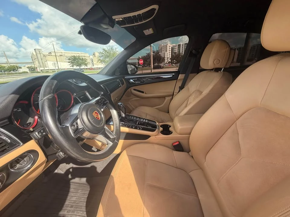 2018 Porsche Macan - Image 4 of 15