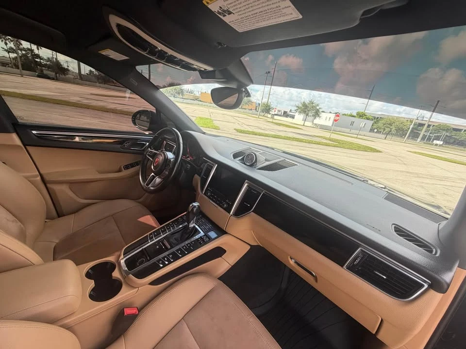 2018 Porsche Macan - Image 7 of 15