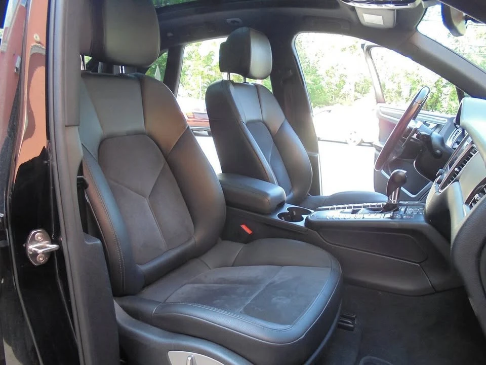 2018 Porsche Macan - Image 11 of 20