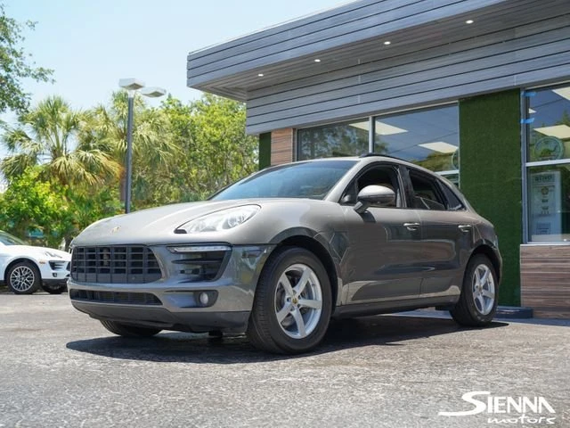 2018 Porsche Macan - Image 7 of 20