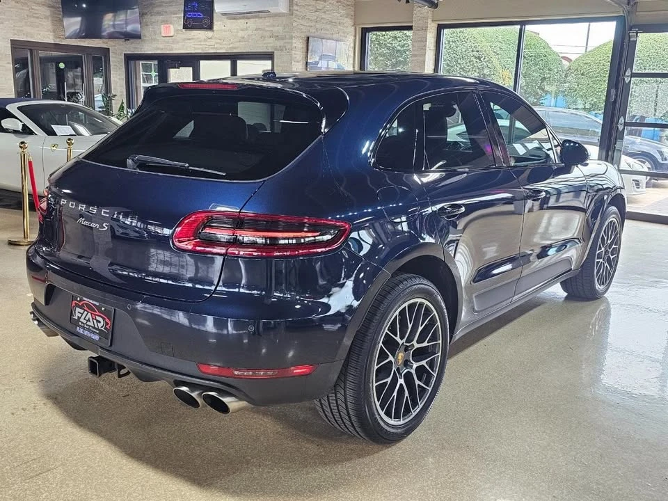 2018 Porsche Macan - Image 7 of 20