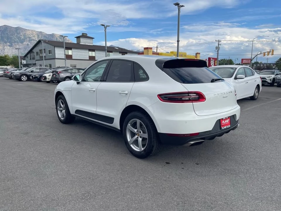 2018 Porsche Macan - Image 10 of 20