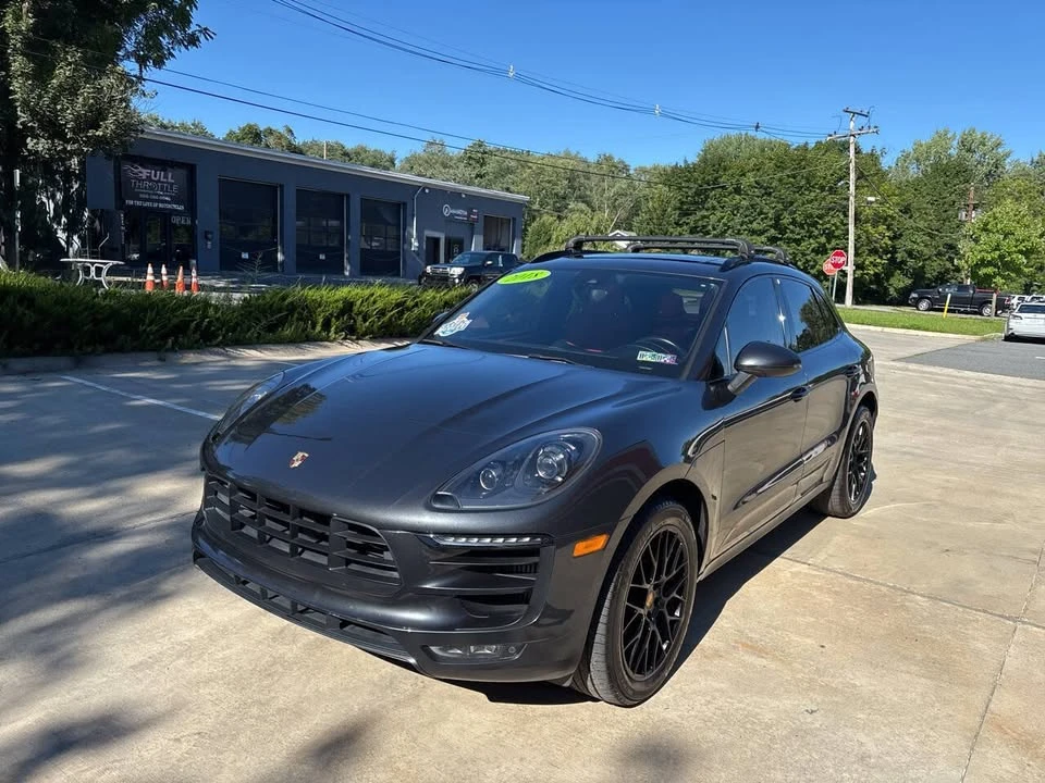 2018 Porsche Macan - Image 2 of 20