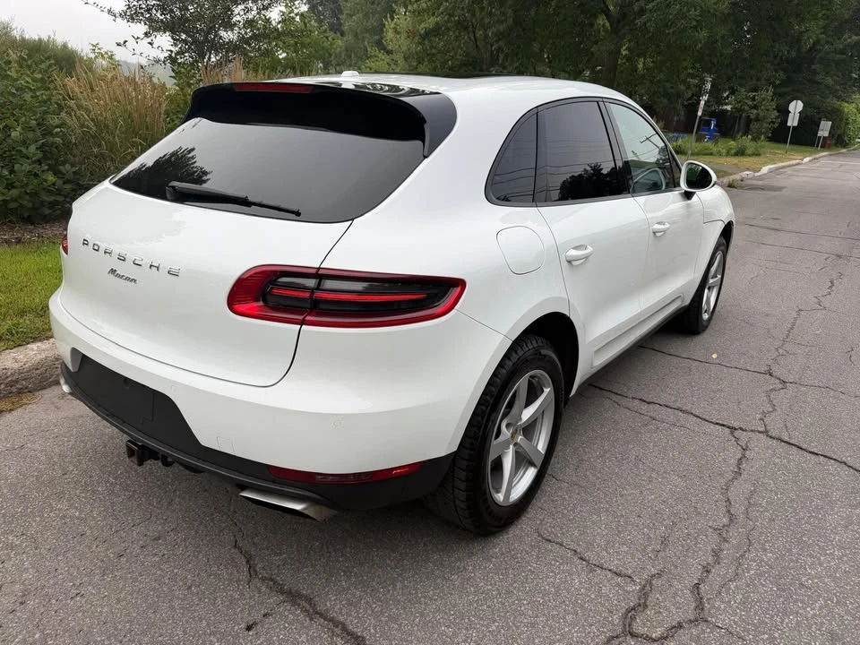 2018 Porsche Macan - Image 6 of 11