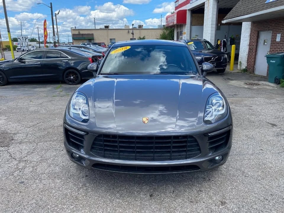 2018 Porsche Macan - Image 2 of 18