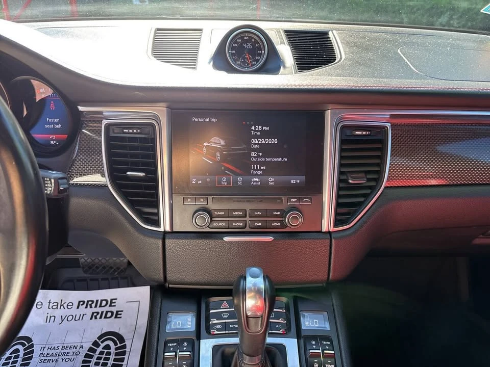 2018 Porsche Macan - Image 14 of 20