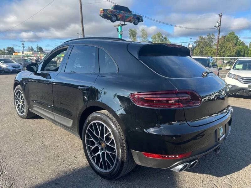 2018 Porsche Macan - Image 2 of 10