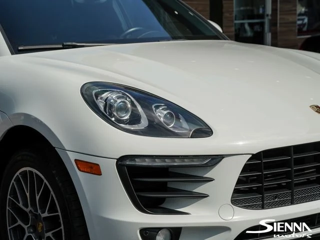 2018 Porsche Macan - Image 12 of 20