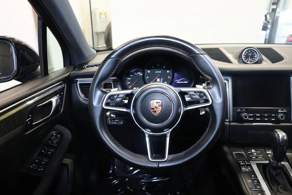 2018 Porsche Macan - Image 14 of 20