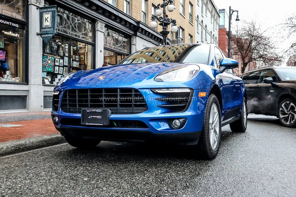 2018 Porsche Macan - Image 2 of 17
