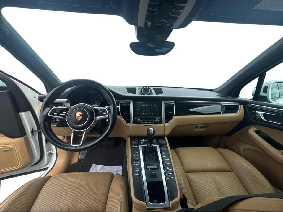 2018 Porsche Macan - Image 9 of 20