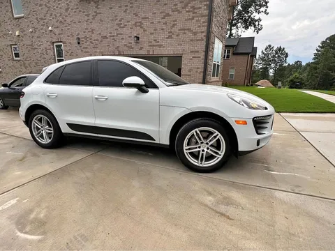 2018 Porsche Macan