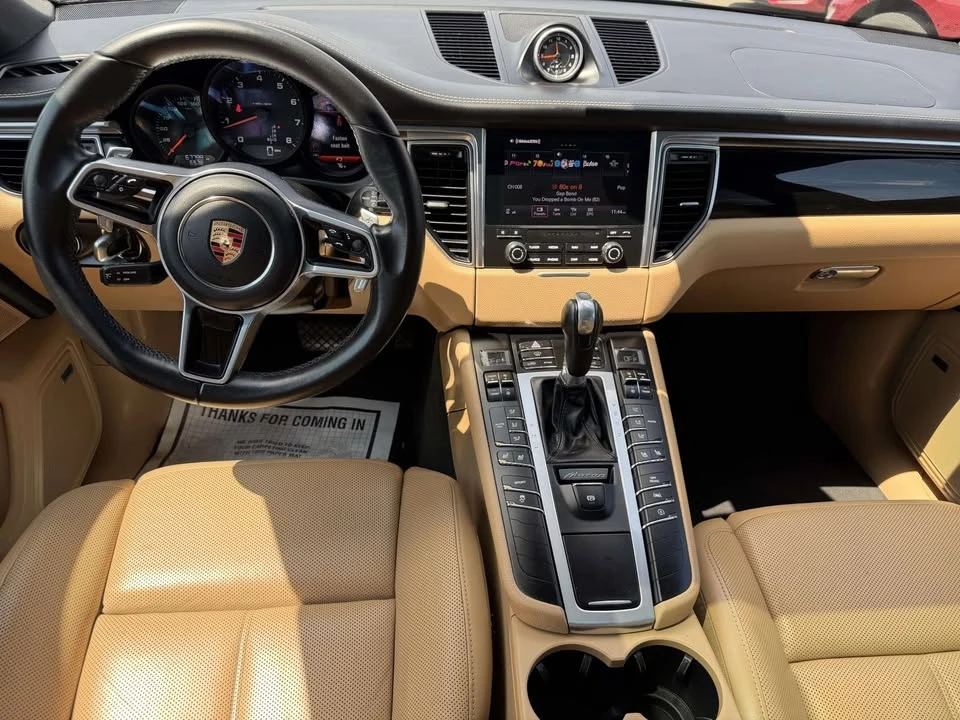 2018 Porsche Macan - Image 11 of 20