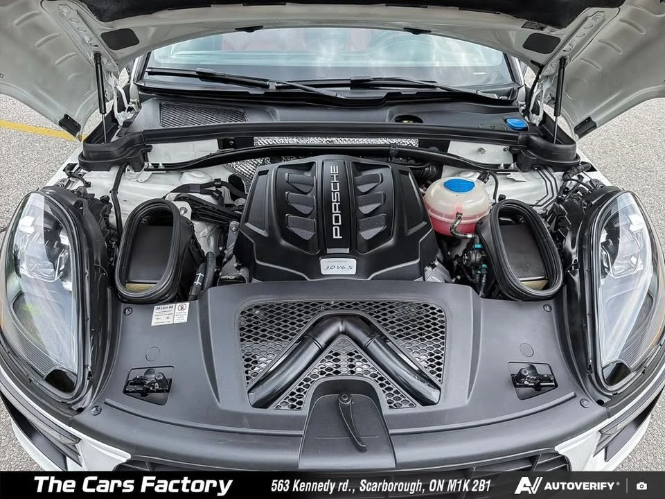 2018 Porsche Macan - Image 10 of 20
