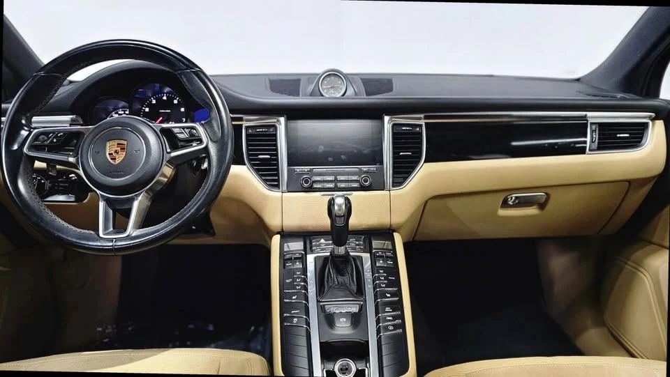 2018 Porsche Macan - Image 14 of 20