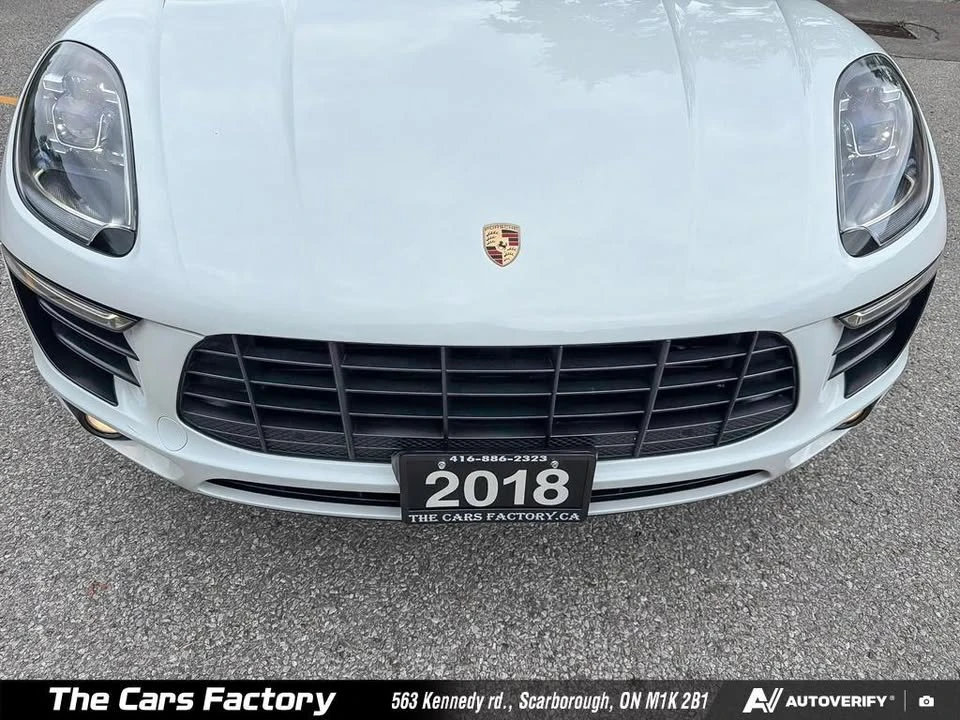 2018 Porsche Macan - Image 9 of 20