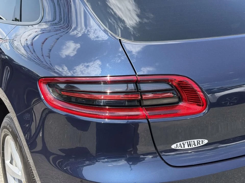 2018 Porsche Macan - Image 8 of 20