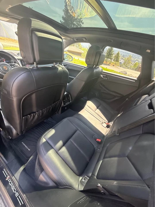 2018 Porsche Macan - Image 6 of 7