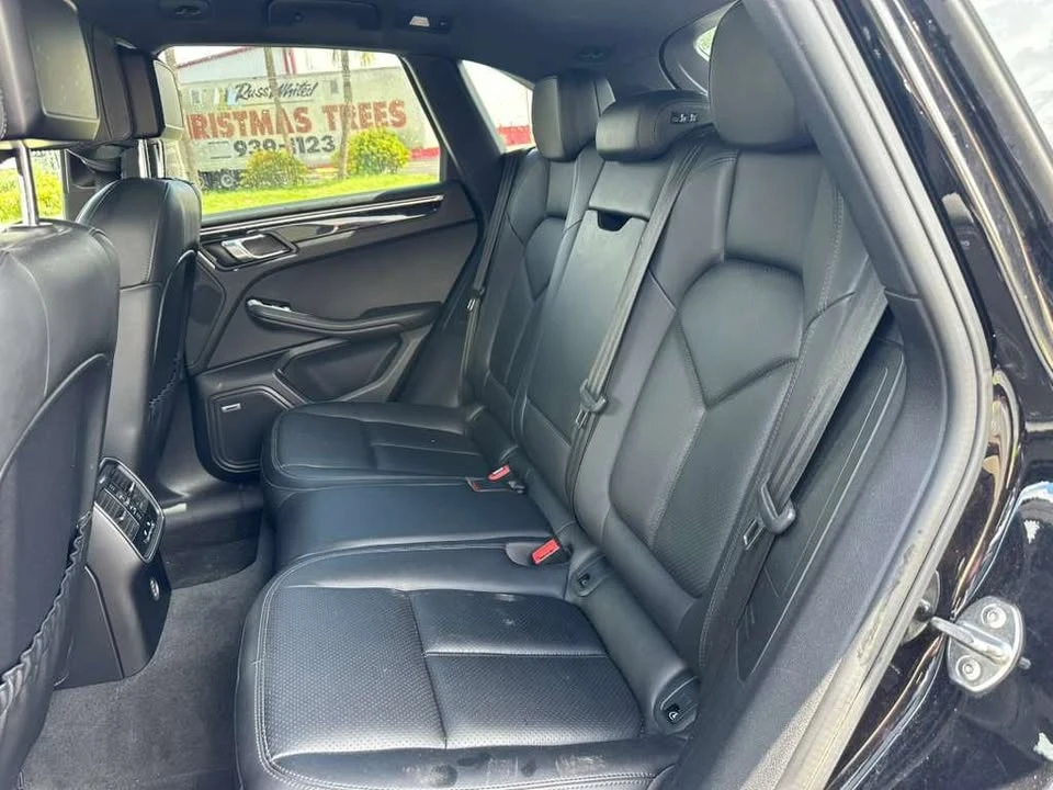 2018 Porsche Macan - Image 11 of 15