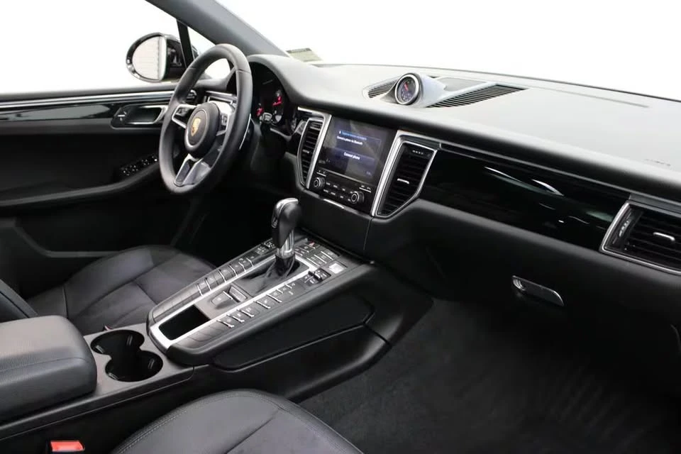 2018 Porsche Macan - Image 3 of 17