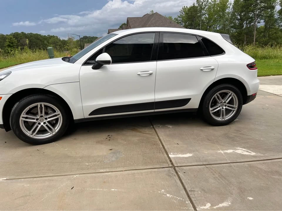 2018 Porsche Macan - Image 4 of 5
