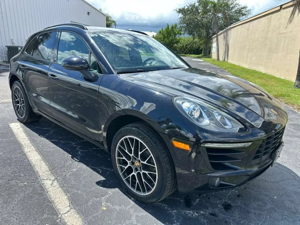 2018 Porsche Macan - Image 2 of 15